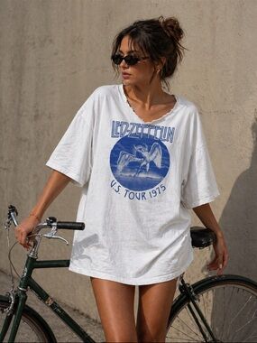 Vintage Style Led Zeppelin 1975 Tour Tee Distressed Cut Out Collar Oversized XL